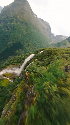 Stunning Waterfall Views for Nature Lovers