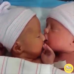 107K views · 10K reactions | The first moments of twins meet their parents. Join Our Group : Baby Love. Thank you so much! | Baby Newborn | Facebook