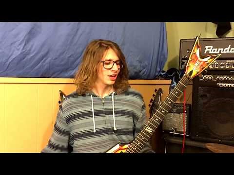 Dean RAZORBACK - EXPLOSION Review and Demo. "V" Shaped Neck !!!