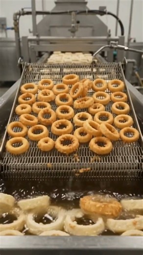 🧅🔥 HOW CRISPY ONION RINGS ARE MADE | GOLDEN & CRUNCHY | SATISFYING ASMR