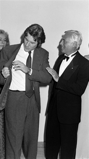 Dasham on Instagram: "Cash and pen. Readiness and authority. The quiet tools every gentleman carries. . Be a man of character. Be, a gentleman. . . . . . . . . . . . . . . . . . . . . . . . . . . . #CenturyApart #Cash #ModernGentleman #ModernClassic #Explore"