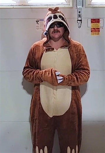 Olaola sloth pajamas 🦥 #wearableblanket #onesie #pajamas #sloth #olaolaonesie