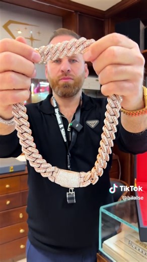 Miami Cuban Chain – Ice Out Edition zum Verkauf