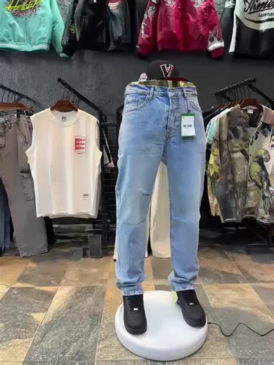 Shop high quality men Turkey jeans 👖 Sizes :30-38 NGN45000✅ To shop,kindly send a dm 🛍️#creatorsearchinsights #busiessowner