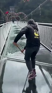 High-Altitude Glass Bridge Cleaning Process