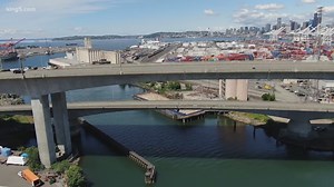 Repair or replace the West Seattle Bridge? City officials reveal possible timelines