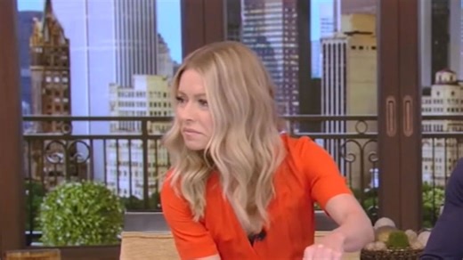 Live’s Kelly 'upset' as she recalls ‘traumatizing’ childhood memory on air