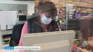 284K views · 54 reactions | Avec le personnel soignant, les caissières des supermarchés sont elles aussi en première ligne. Rencontre avec l'une d'elles à Neufchâteau dans les Vosges. France 3 Lorraine | France 3 Régions | Facebook