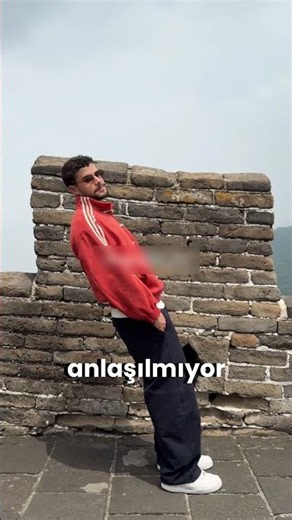 Çin Seddi'ndeki insanlar neden böyle görünüyor? 😳🏯