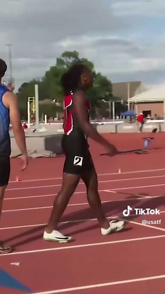 Dillon Mitchell breaks the 15-16 100m National Meet record running 10.34s in prelims 🔥 #usatf #jotf