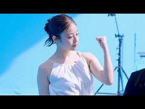 【今田美桜】純白ワンピ＆美白肌全開、視線集中！／サンカット CM＋メイキング＋インタビュー