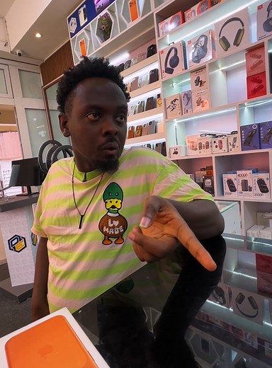 IYO UMUCURUZI YUMVISHE KO WAGURIYE AHANDI🤣🤣🤣🤣🤣 #dopikelectronics iduka ryambere muri #kigali Kubufatanye na @Nyaxo na @kamoso