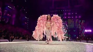 ONE👏🏼MORE👏🏼DAY | Victoria's Secret Fashion Show