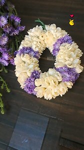 Mallipoo & Blue Daisy Flower Veni #bridalveni #mallipoo #malligai #bluedaisy #jadaiveni #poolajada #garland #gajra #trending #viral #nigha #reels | Dhana Senthil