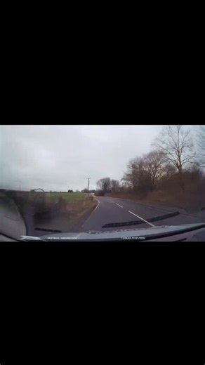 This is why learner cars matter. A car pulled straight out of Durham Gate industrial estate today without properly checking. Our instructor Simon reacted instantly. His pupil stayed calm and because of that, everyone went home safely. Driving instructors typically react up to 2 seconds faster than the average driver. Today, those 2 seconds changed everything. Pause. Look again. Then go you absolute weapon #learnerdriver #drivinginstructor #roadsafety #nearmiss #durham | Driver Skills North East
