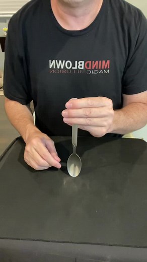 Spoon Bending Trick #spoonbending #magictricks