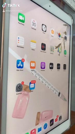 Exploring Digital Tablet Features and Applications