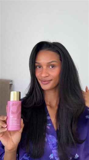 Faster blow-dry, less frizz, added heat protection, and more shine? Yes, please! 💖 It's as easy as 1, 2, 3... 1. Apply to damp hair 2. Blow-dry 3. Obsess over smooth & shiny strands all day long #hairgoals #smoothhair #hairlove #hairinspo #colorproof