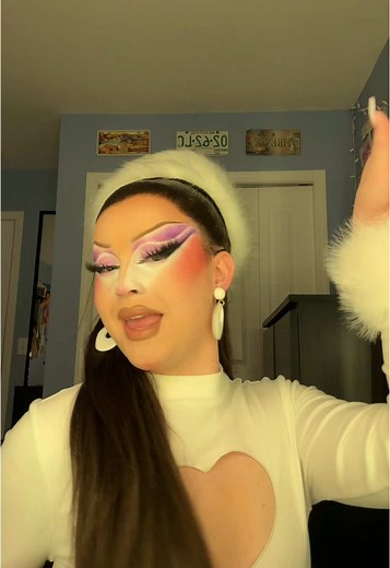 Drag Queen Transformation: Stunning Makeup Techniques