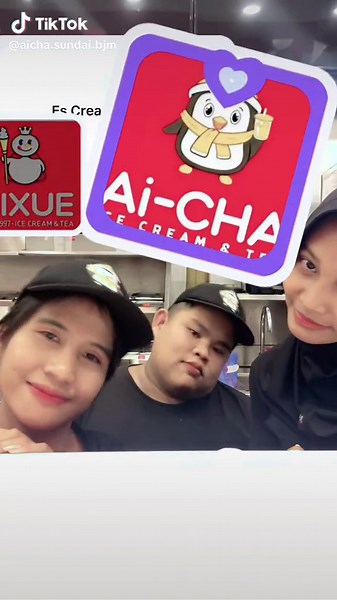 Aicha Ice Cream & Tea in Banjarmasin: Sundae Delights at Sungai Andai