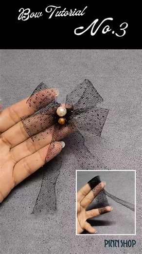 5K views · 24 reactions | Bow Tutorial No.3 พันนิ้วไม่กี่ขั้นตอนก็ได้โบว์สวยๆ #bow #BowTutorial #DIYBow #RibbonBow #BowMaking #HandmadeBow #EasyBowTutorial #โบว์ #วิธีทำโบว์ #โบว์สีดำ | Pinn Sewing | Facebook