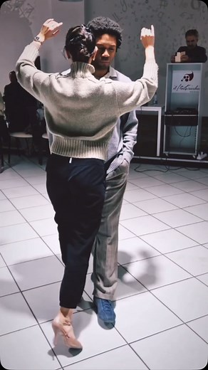 ✅ Follow and experience the magic 👉 @argentinetangodancecompany ⚜️❤️🔥 Plato spoke of souls split in two, searching across lifetimes. Tango is what happens when they finally meet… in rhythm. Don’t just feel it pass it on. The world needs more beauty.❤️❤️🔥 Dancers: @silvina_tse_tangobologna @julio_alvarez_tango #trendingreels #dancing #artist #luxuryentertainment #tanz #танго #タンゴ #danse #танец #dwts #tangoloversworld #탱고 #藝術 #艺术 #искусство #예술 #アート #ダンス #舞蹈 #댄스#socialdance #일상 #т