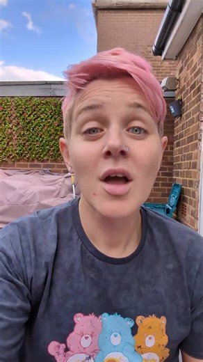 my little review of the Silk Epil 9 flex. I am a dark hairy mo-fo and shaving lasts about 4 hours before stubble grows back. I've epilated for years now but I had fallen out of love with it a bit and had tried waxing and shaving while I was prego because it was too hard to reach my ankles with the kench I had. honestly can say I'm re-converted back to epilation again. The best thing is too this can be used in the shower or bath to ease any pain you might feel. fyi I bought this and haven't been 