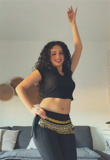 Exploring the Elegance of Belly Dance Styles