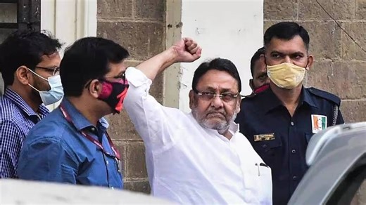 'Nation more important than power': Fadnavis asks Ajit Pawar to keep Nawab Malik out of ruling alliance