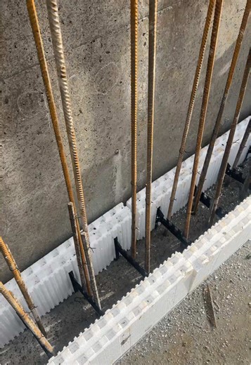 Building a Retaining Wall with Castle Forms and ICF Blocks