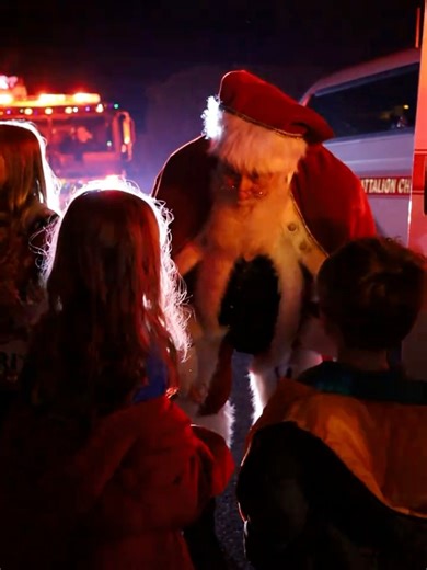 🎄🎅 It’s almost time! Amador Fire is gearing up for our annual Santa Cruise in Plymouth, happening tonight and tomorrow night as we roll through the community spreading holiday cheer. Tonight’s route map is available in our stories and was also shared last week on our Facebook feed. As we get closer to 6:00 PM, we’ll launch our live Santa Tracker so you can follow along in real time. We’re excited, ready, and can’t wait to see you all soon! 🎅🚒✨ | Amador Fire