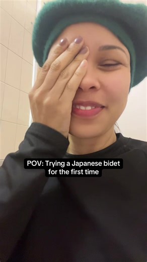 Experiencing a Japanese Bidet for the First Time