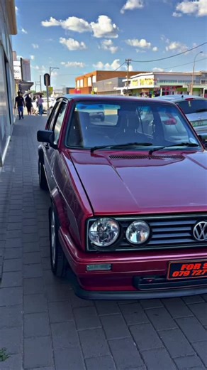 2007 MK1 1.4i for Sale – Excellent Condition 186000km on the clock • 1.4 Fuel Injection • Full Service History • Spare Keys Available • 15” OEM Rox Rims • Brand New Shocks (Including Shock Mountings) • Brand New Tyres • Brand New 60/60 Lowering Kit • Brand New Crystal Crosshair Headlights This vehicle is well maintained, mechanically sound, and recently upgraded with quality new components. Ideal for a daily driver or enthusiast looking for a neat, reliable ride. Price: R79,900 📞 WhatsApp / Cal