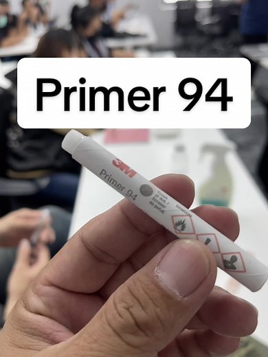 Primer 94 จาก 3M ตัวช่วยในการทำให้พื้นผิวติดสติกเกอร์หรือกาวสองหน้าได้...