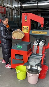 Small rice milling workshop, 500-600kg/hour. Whatsapp&Wechat: 86 19181360623 Dawn Agro Machinery 四川省旭东机械制造有限公司（Sichuan XuDong Machinery Manufacture Co., Ltd.) No.106 Xiwang Avenue, Xiajiaqiao Street, Yancheng Town, Jingyan County, Leshan City, Sichuan Province, China 中国四川省乐山市井研县研城镇夏家桥街希望大道106号 Alibaba: https://xudongagro.en.alibaba.com TikTok：https://www.tiktok.com/@dawnagromachinery Facebook: https://www.facebook.com/DawnAgroMachinery Youtube: https://www.youtube.com/@DawnAgro #dawnagro #machin