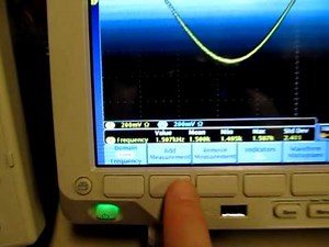 #16: How to use the Oscilloscope to accurate capture 2 signals of different frequencies