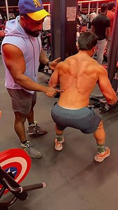 Working:- lattisimus dorsi, teres major, minor, trapz infraspinatus, rhomboid! . . . . . . . . . . . . . . . . . . . . . #samtrainer #personaltrainer #bodybuingcoach #bodybuilder #shredding #muscle #gymlife #bestbeast #gymtrainer #competition #gymlifestyle #gymaddict #veins #veinspoppin #reeltoreel #reelbkarofeelkaro #reelit #reelsviral #reelsviralvideo #reelsinstagram #reelindiaoffical #reeindia #reelworld #reellife #SHARJAHUAE #dubai #india | Samfitness.fb