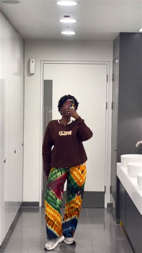 OOTM: Work Uniform Inspiration for Every Office