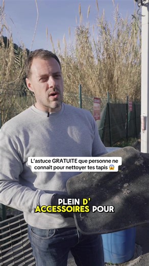 Cet objet, tu l’as chez toi… mais tu ne sais pas qu’il peut nettoyer tes tapis 😱 On te dit d’acheter plein d’accessoires et de produits soi-disant indispensables… alors que la solution est déjà dans ta cuisine. 👉 Un simple couteau à viande permet de retirer la saleté, les poils et la poussière incrustés en profondeur dans les tapis. 💸 0€ 🔥 Résultat immédiat ⏱️ Gain de temps Essaie cette astuce et regarde tout ce qui sort 👀 Pour un nettoyage complet et pro de ton véhicule, passe chez Beau La