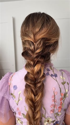 kenna mcclellan on Instagram: "Always LOVEEE this faux Princess braid! I always get so many questions on how to do it so I thought I would show you guys for a Rapunzel costume! #hairtransformation #hairtutorial #rapunzelhair"
