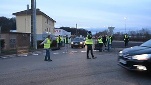 File:2018-11-24 manif-GJ-Andelnans.webm - Wikimedia Commons