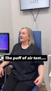 🎄 December 13th: The Famous Puff of Air Test We know, we know… nobody loves the puff of air test 👀💨 Most patients imagine it’s going to feel like a snowstorm in their eye… but in reality, it’s just a tiny puff! 🎅✨ Here’s why it matters: • It measures intraocular pressure. • It helps us detect glaucoma early. • Glaucoma can cause sight loss if left untreated — so this quick test could literally save your vision. So while it might make you jump for a second, think of it as Santa’s way of keepi