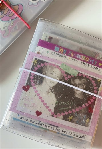 Creating an Artistic Binder for Collectibles