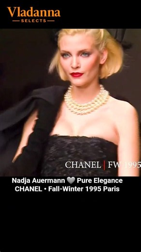 🤍 1995 • Nadja Auermann • The Art of CHANEL Evening Elegance • Fashion History Paris FW