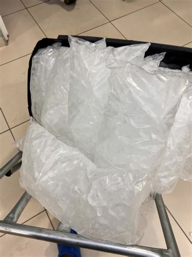 Roof top parties we got you🔥🔥🔥🔥 #fyppppppppppppppppppppppp #icecubes #trendingvideo #satiktok🇿🇦 #sama28 #fyv #icebusiness #sme #viralvideo #smallbusiness #yourpage