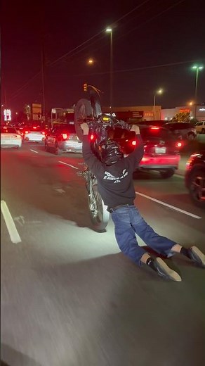 Ultra Ryder does dih drag 😱 #wheelies #stunts #ebikes #bikelife