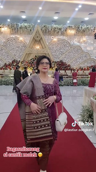 Pilihan Songket Pesta Terbaik di Lastiur Songket