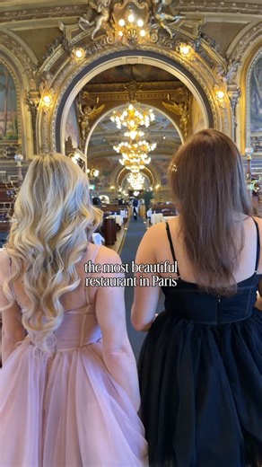 truly jaw dropping restaurant tucked away inside the train station at Gare de Lyon, Le Train Bleu is an opulent step back in time to the Belle Epoque with classic traditional French food served tableside | Rachel Martino