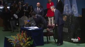 Prime Minister Justin TrudeauTrudeau joined dozens of world leaders in the signing of the Paris climate-change accord at the United Nations Friday. LEARN MORE: http://globalnews.ca/news/2655597/justin-trudeau-joins-world-leaders-in-nyc-to-sign-paris-climate-change-pact/ | Global News