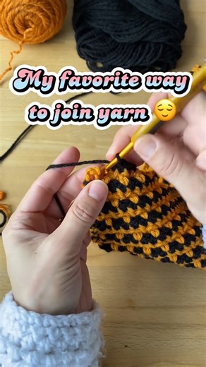 1.7K views · 52 reactions | Here's a quick tutorial on how I join new yarn when I'm changing colors each row. What do you think of it? Would you try it if you haven' #crochet #tips #plush #fyp #diy #Handcrafted #yarn #amigurumiaddict #howto #Handmade #amigurumi #yarnlove #cute #tutorial #pattern #crochetlove #amigurumicrochet #amigurumilove #reels #reelsfb #joinnewyarn #crochettip #crochettutorial | Crochet World | Facebook